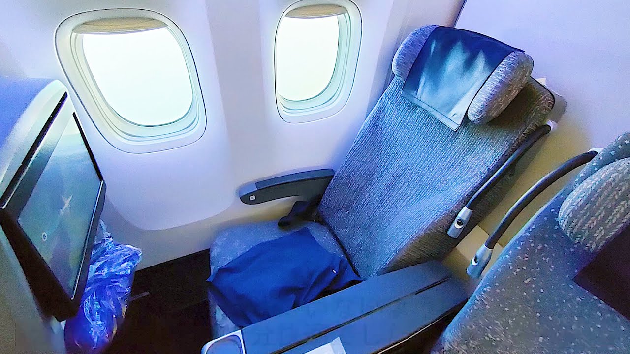 🇦🇺🇯🇵Flying Amazing Japan's ANA Premium Economy Class Experience | Sydney -Tokyo Haneda