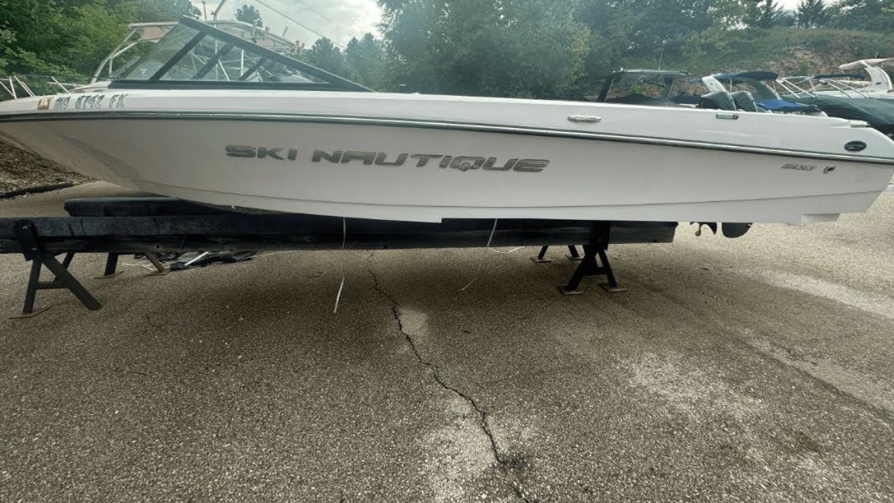 2012 Nautique Ski Nautique 200 Open Bow Available at MarineMax Lake of the Ozarks