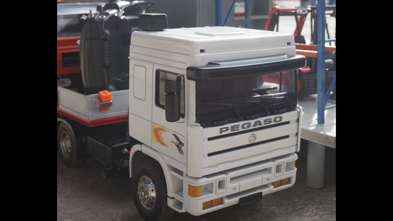 Camion PEGASO TRONER RC a escala 1/14