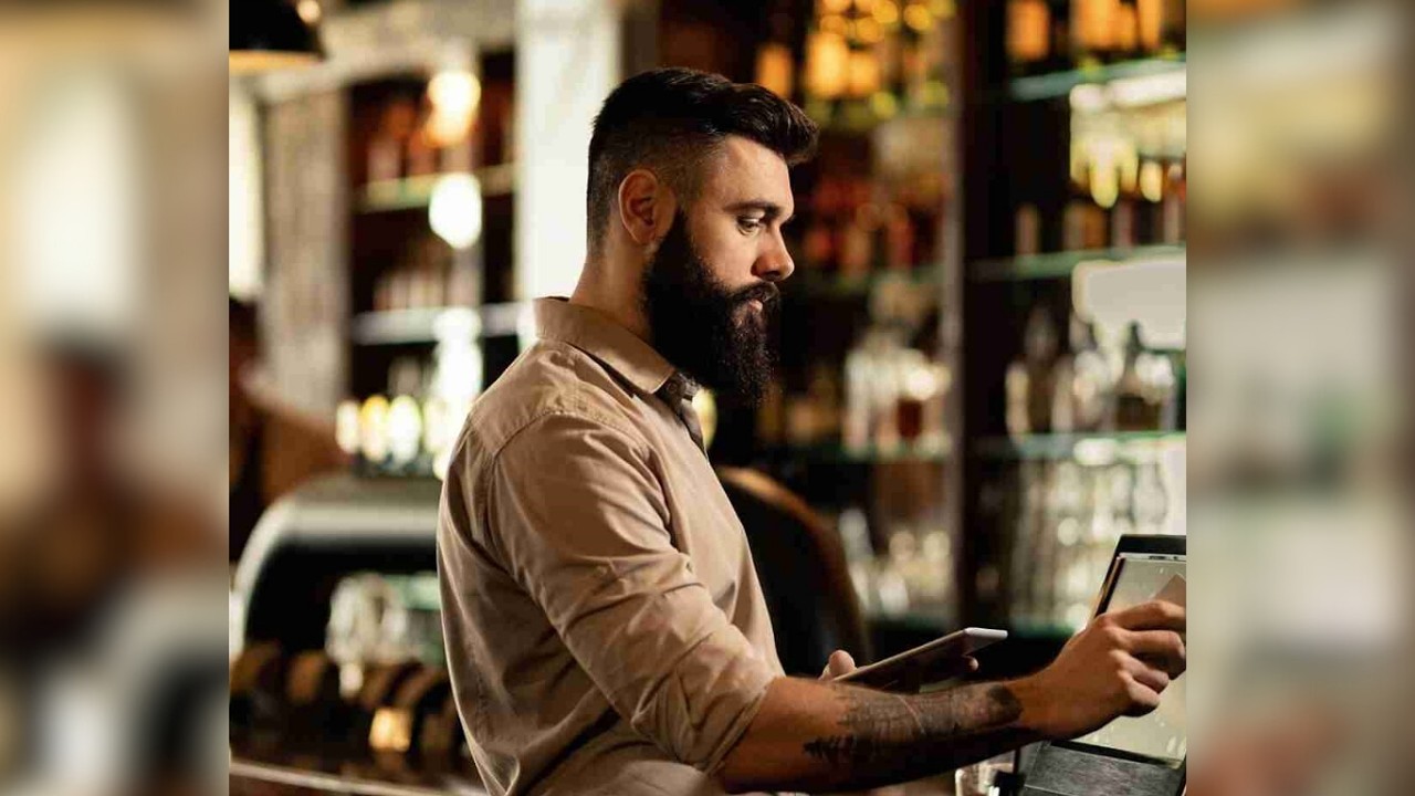Bares e restaurantes de SC registram queda no movimento e lucro apertado no verão