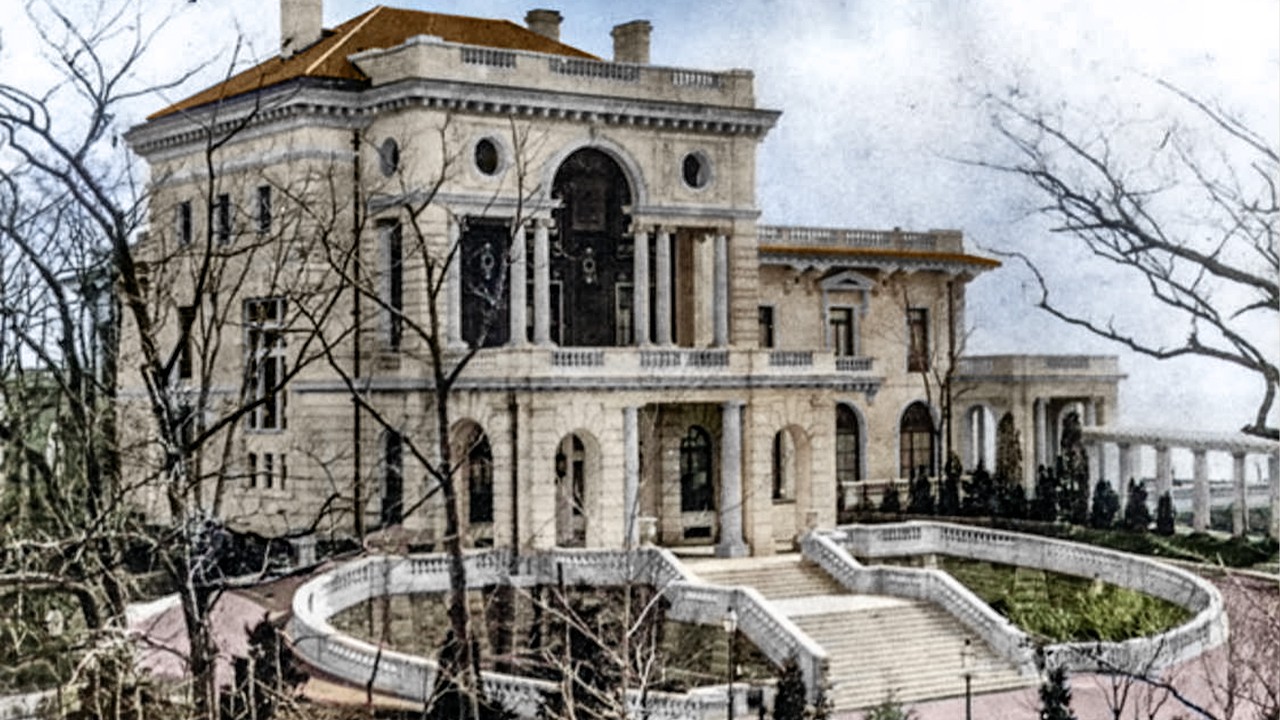 Cinderella’s REAL Castle is in Connecticut? (EC Benedict Estate)