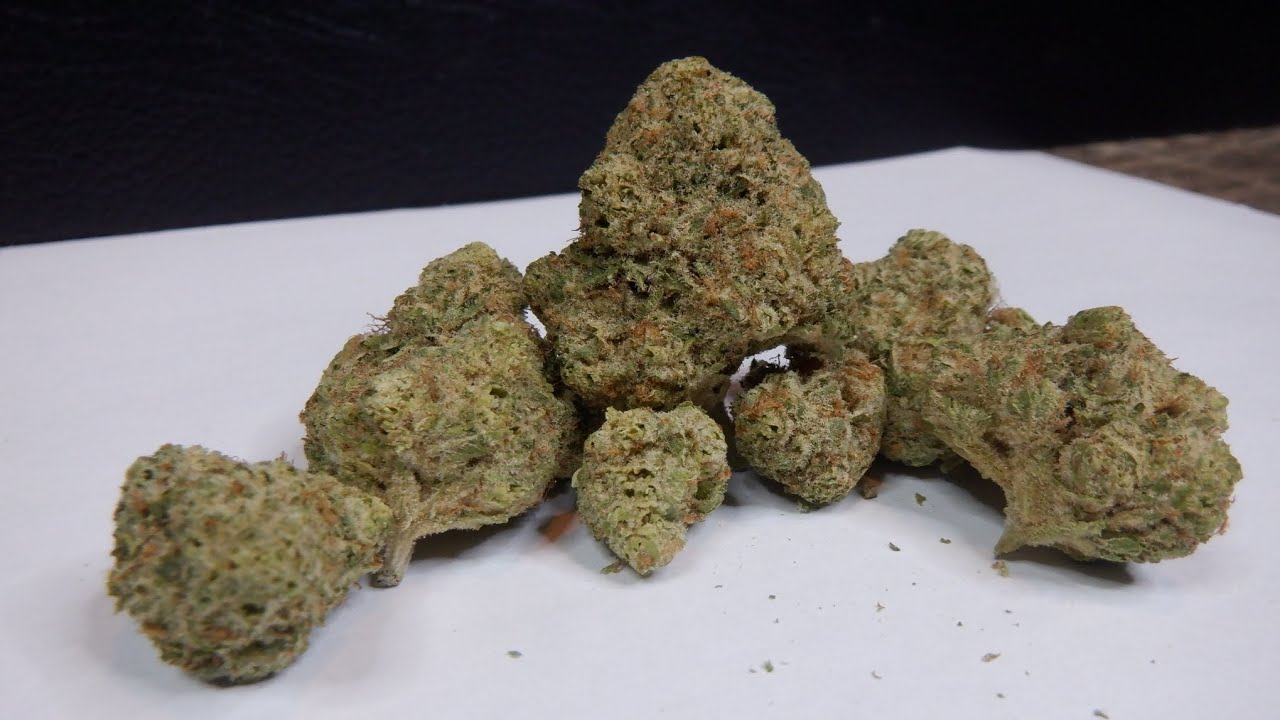 Strain Review Berry Cream Puff By Pure Sunfarms
