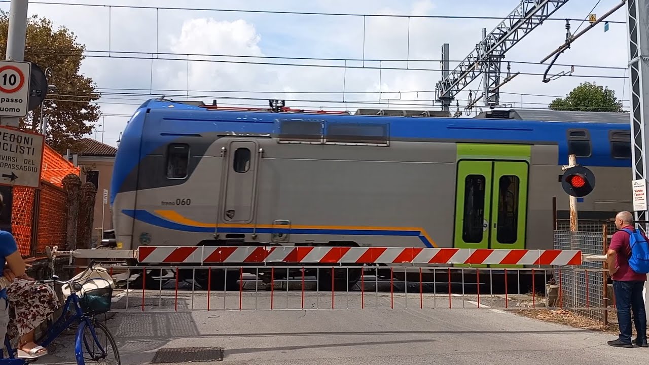 Treni in stazione e in giro per Savigliano