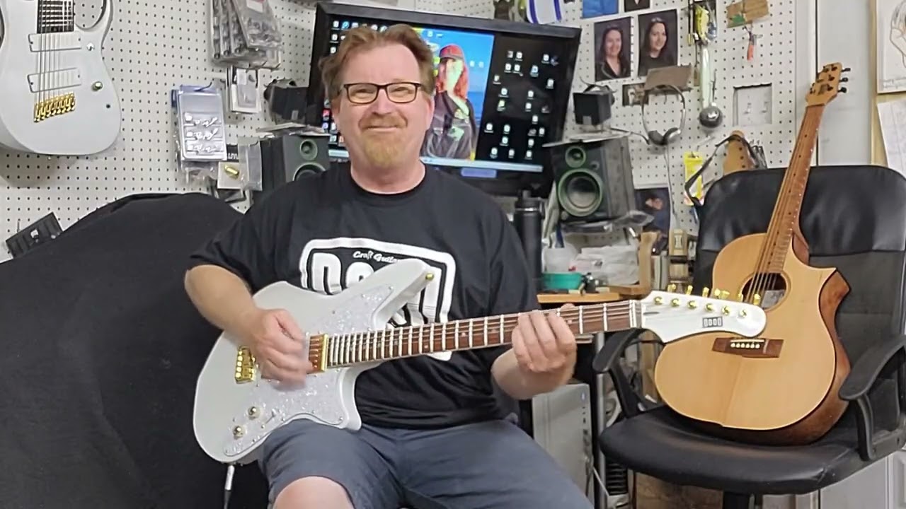 The Beatrice 6 String 28.5