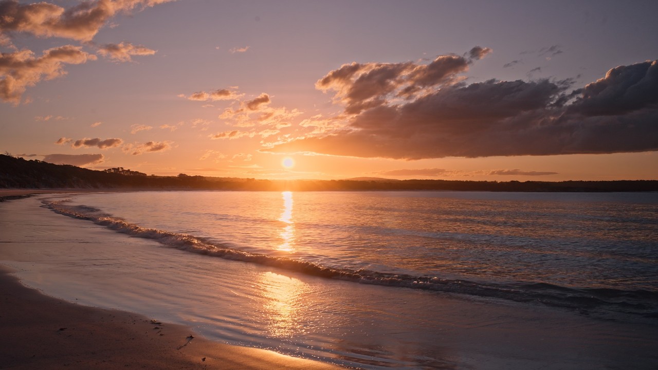 Full Non-Looped Sunset on a Pelican’s Beach with Soothing Ocean Waves | Relaxing ASMR for Deep Sleep
