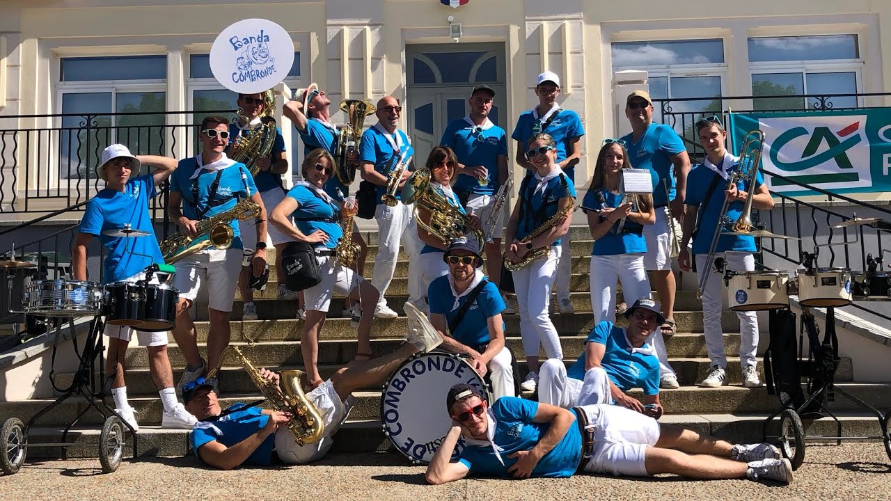 SOFIA BY BANDA DE COMBRONDE ⚪🔵