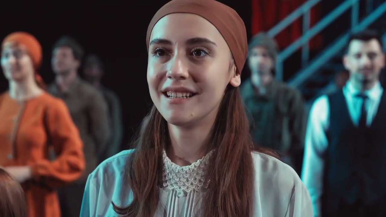 Nice Yüzyıllara, Yaşasın Cumhuriyet! |