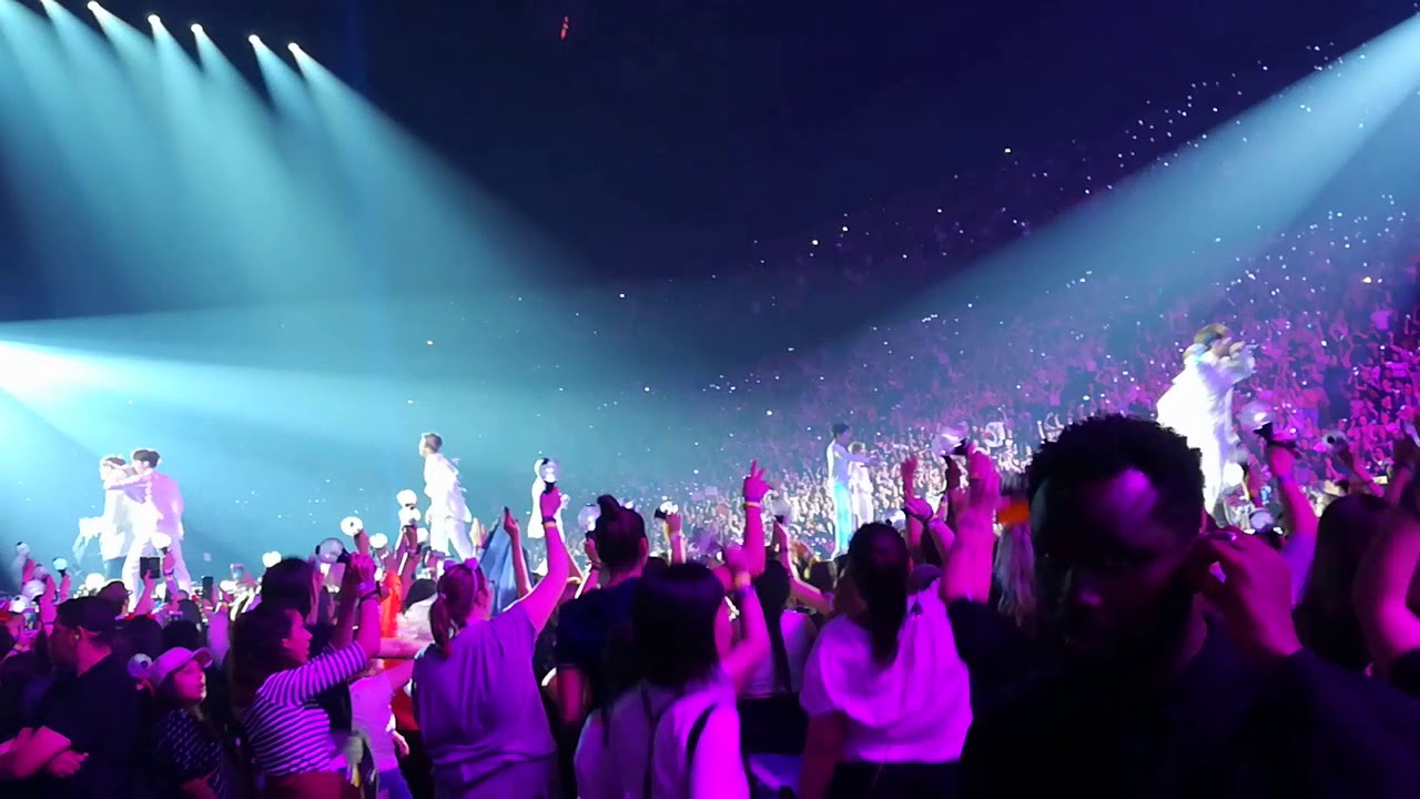 #BTSinParis