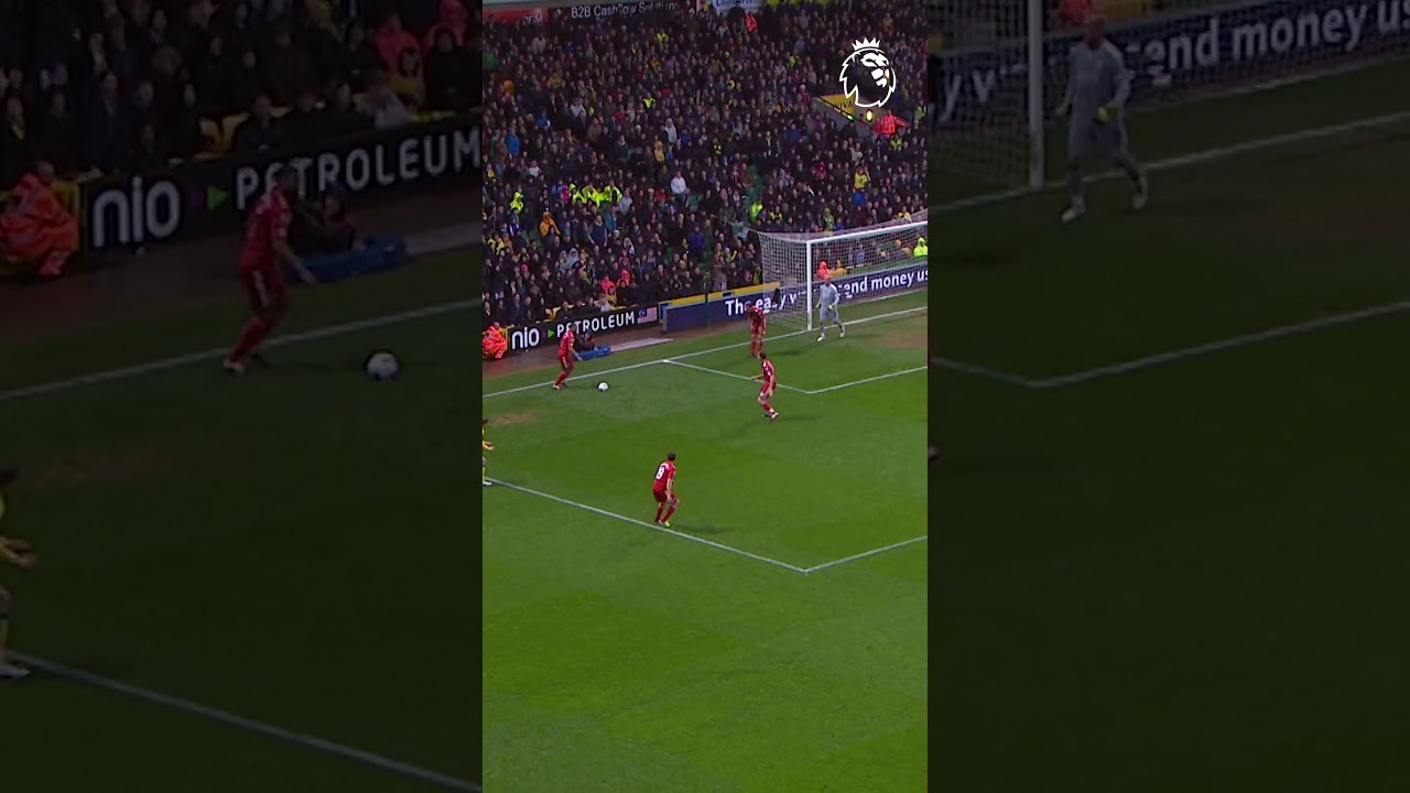 Outrageous Luis Suarez goal for Liverpool