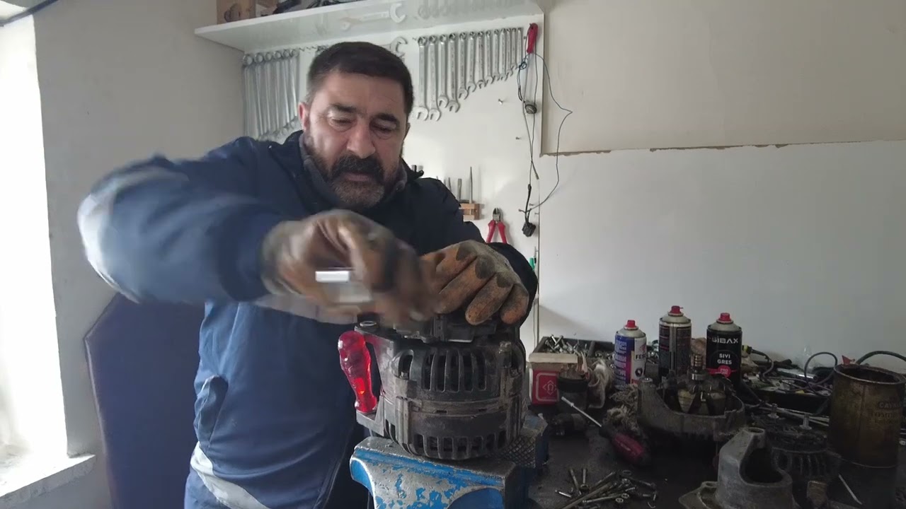 Büyükşehir Belediyemizin İş Makineleri Kendi Ustalarına Emanet