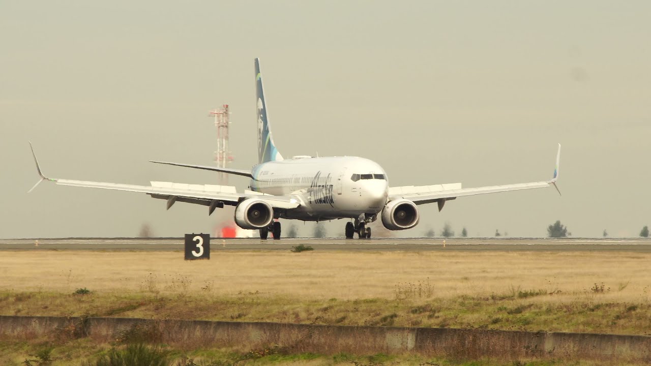 4K Footage II Alaska 737-900ER Landing at Seattle!