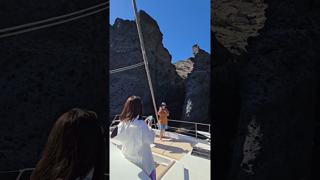 Sailing Tour on a Bali 41 Catamaran with Santorini24hr