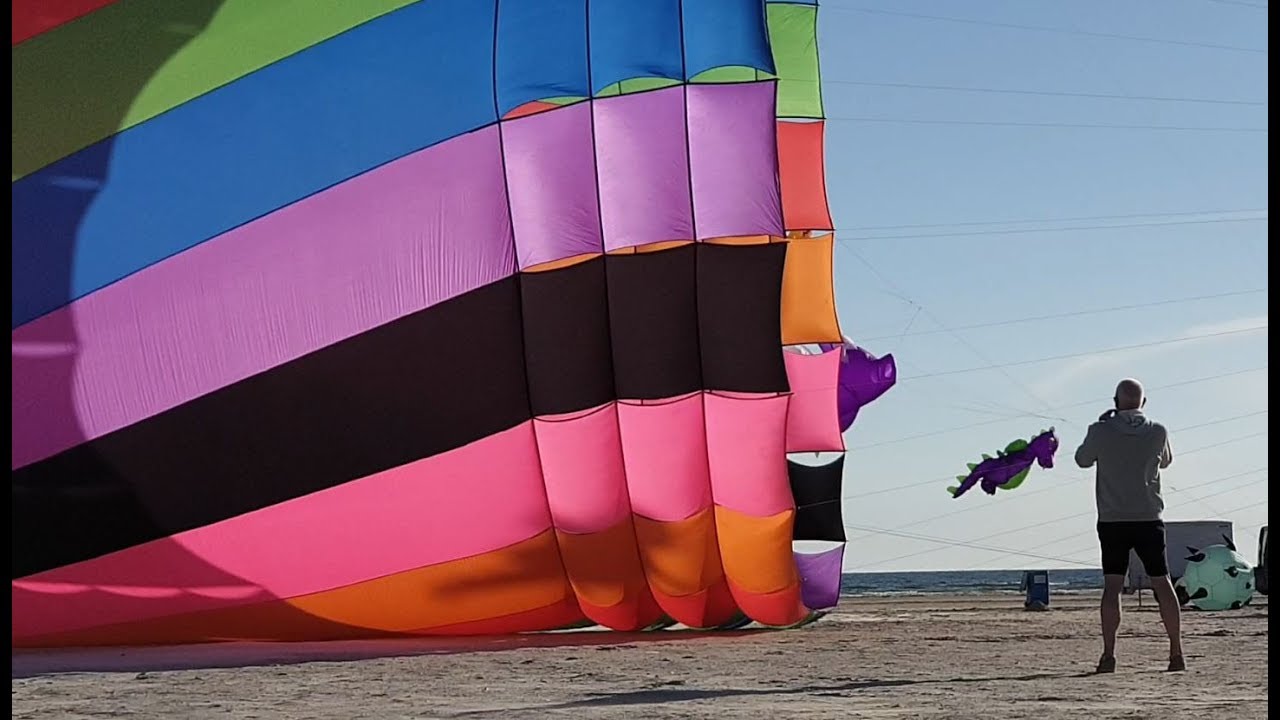 The world's biggest kite fliers meeting - FANÖ 2019