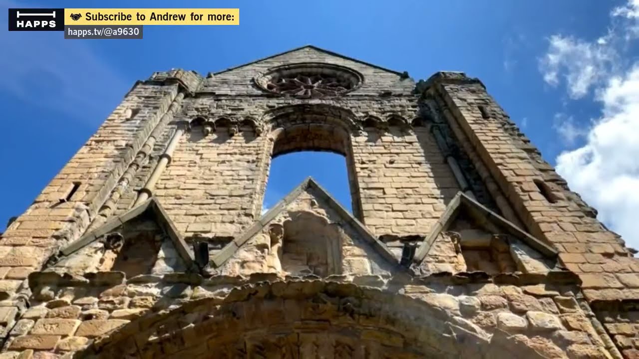 ⛪️🏴󠁧󠁢󠁳󠁣󠁴󠁿Jedburgh Abbey in the beautiful summer sunshine