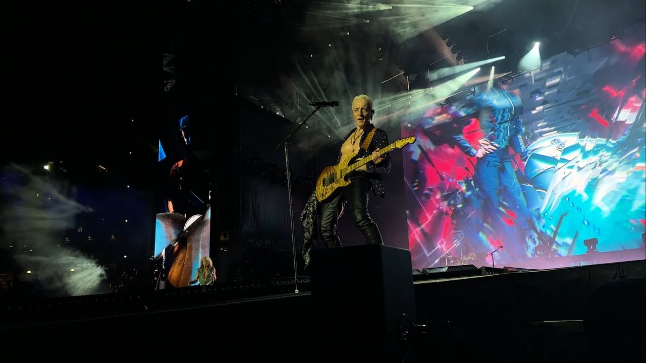 Def Leppard - Hysteria / Pour Some Sugar On Me / Sendoff (Busch Stadium, St. Louis 07/06/2024)