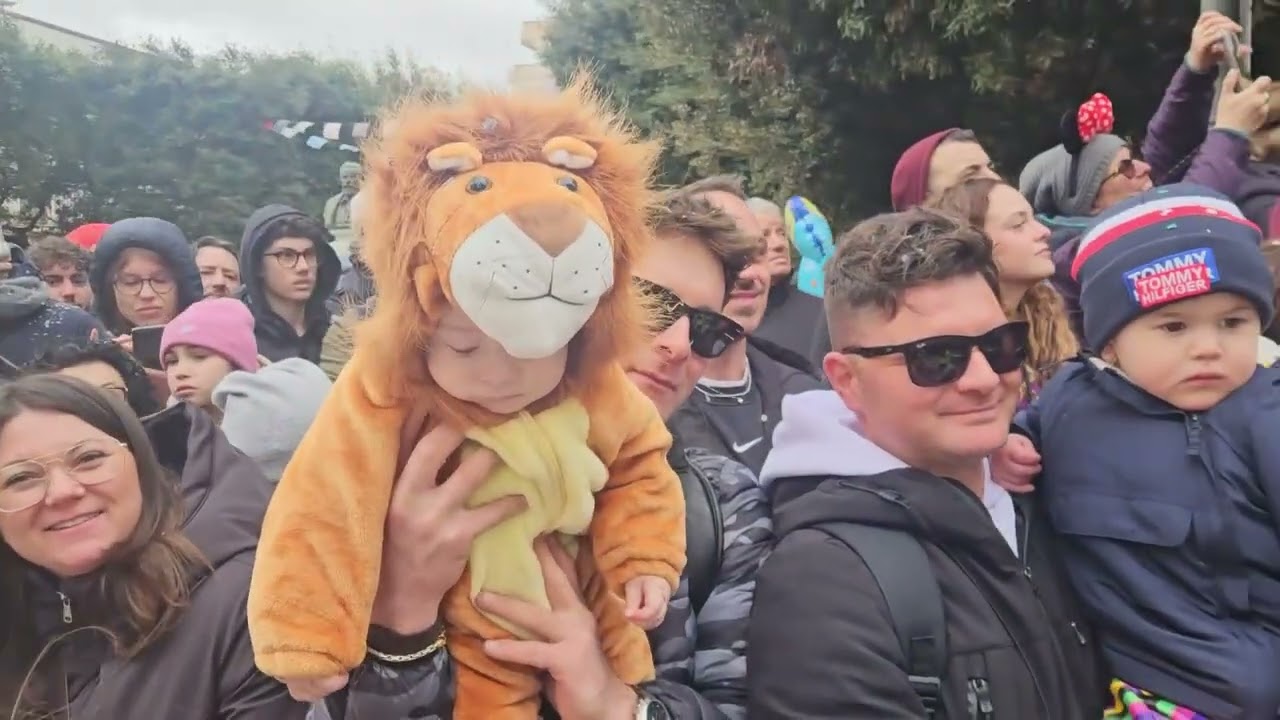 Carnevale di Putignano, chiusura col botto: oltre 100 mila presenze