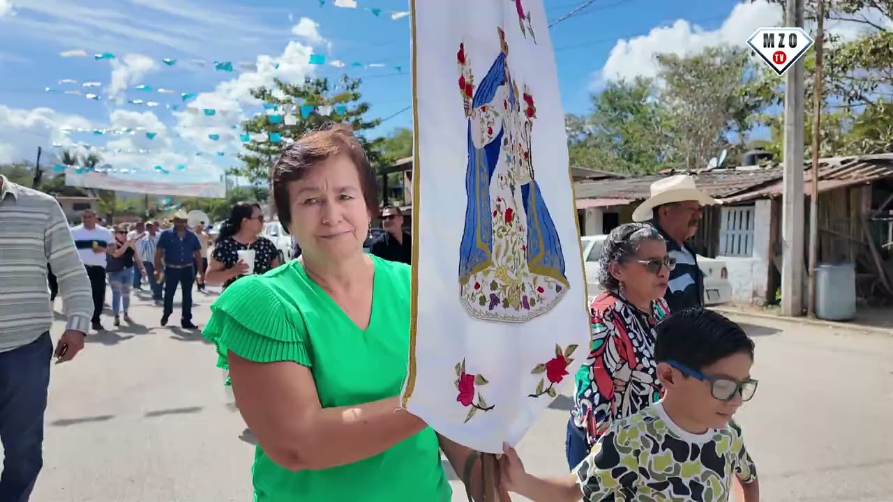Peregrinación hijos ausentes y presentes en Fiestas Camotlán 2026