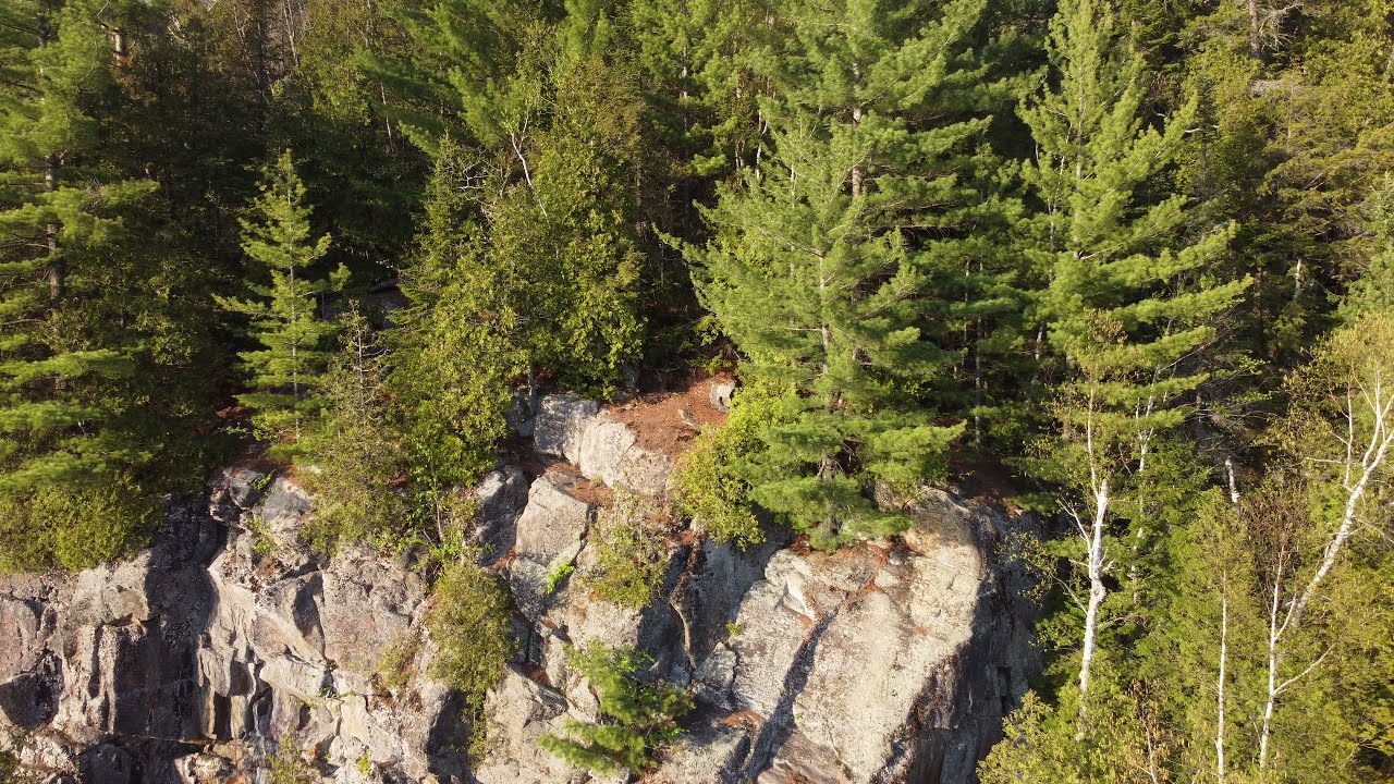 Lac Des Piles -Cap De Roche- 4K