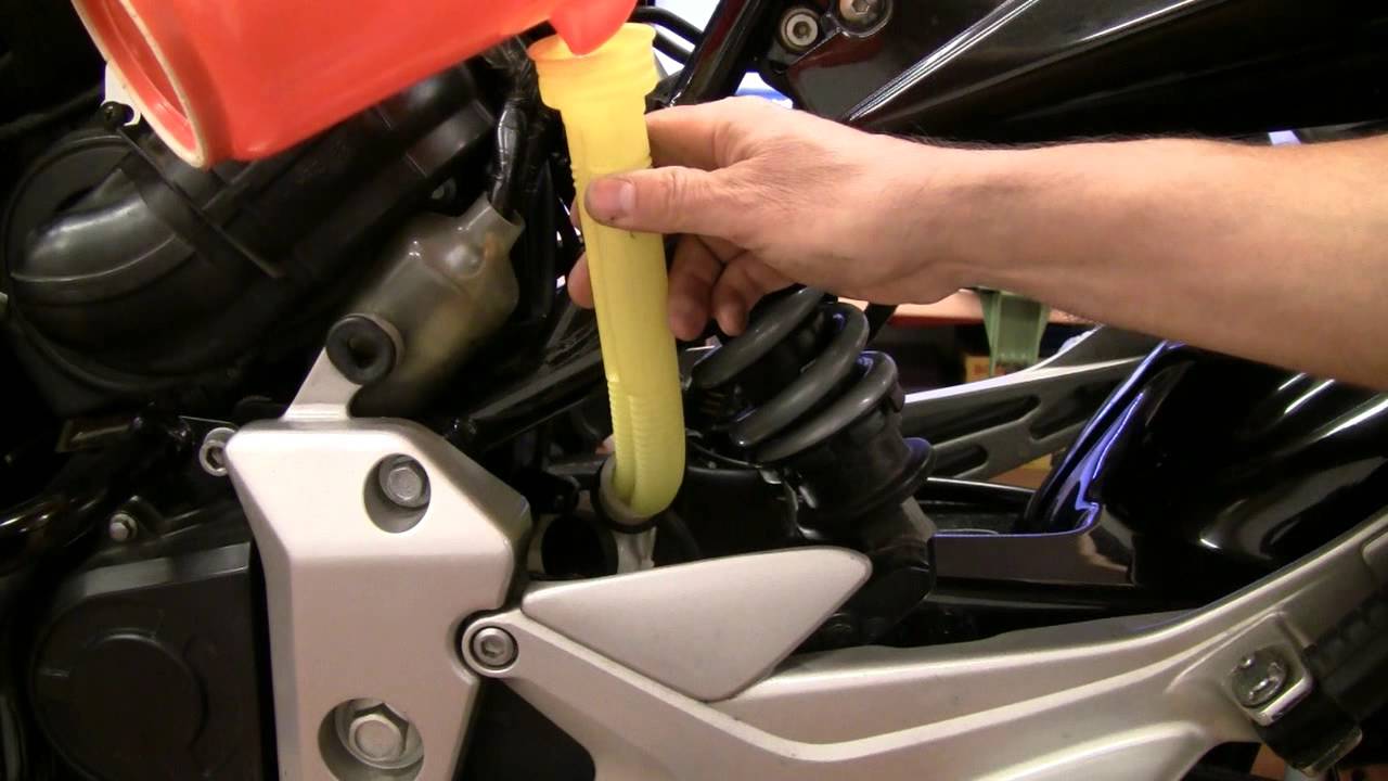 CBF600 Wartung -- Teil 2 -- Kühlflüssigkeit wechseln