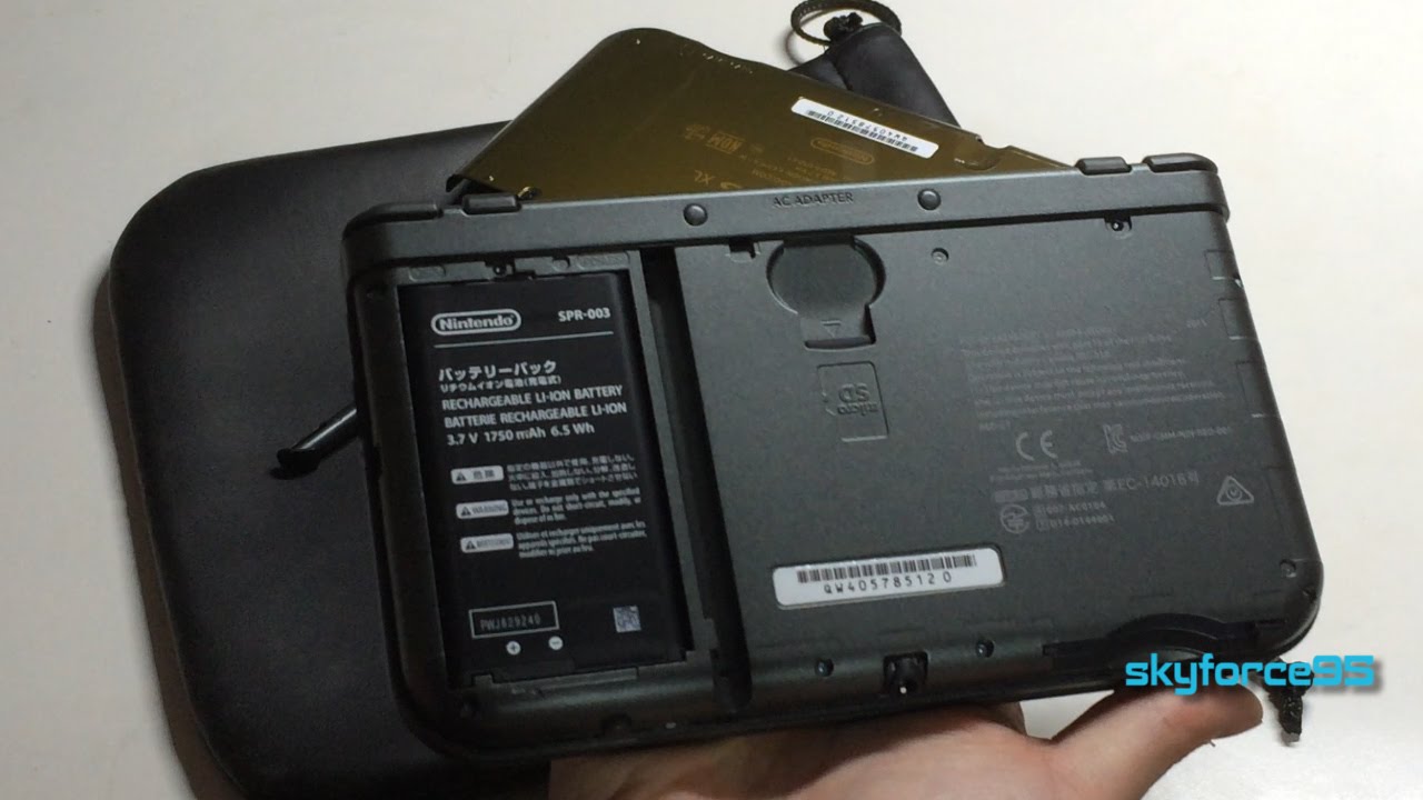 How to Find the SD Card on New Nintendo 3DS Systems