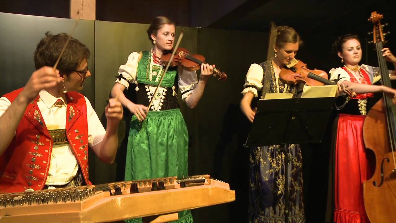 geschwister küng - zwüsched stüel ond bänk