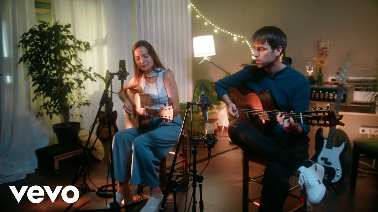 Judit Neddermann & Pau Figueres - Vivo Viva (En Acústico)