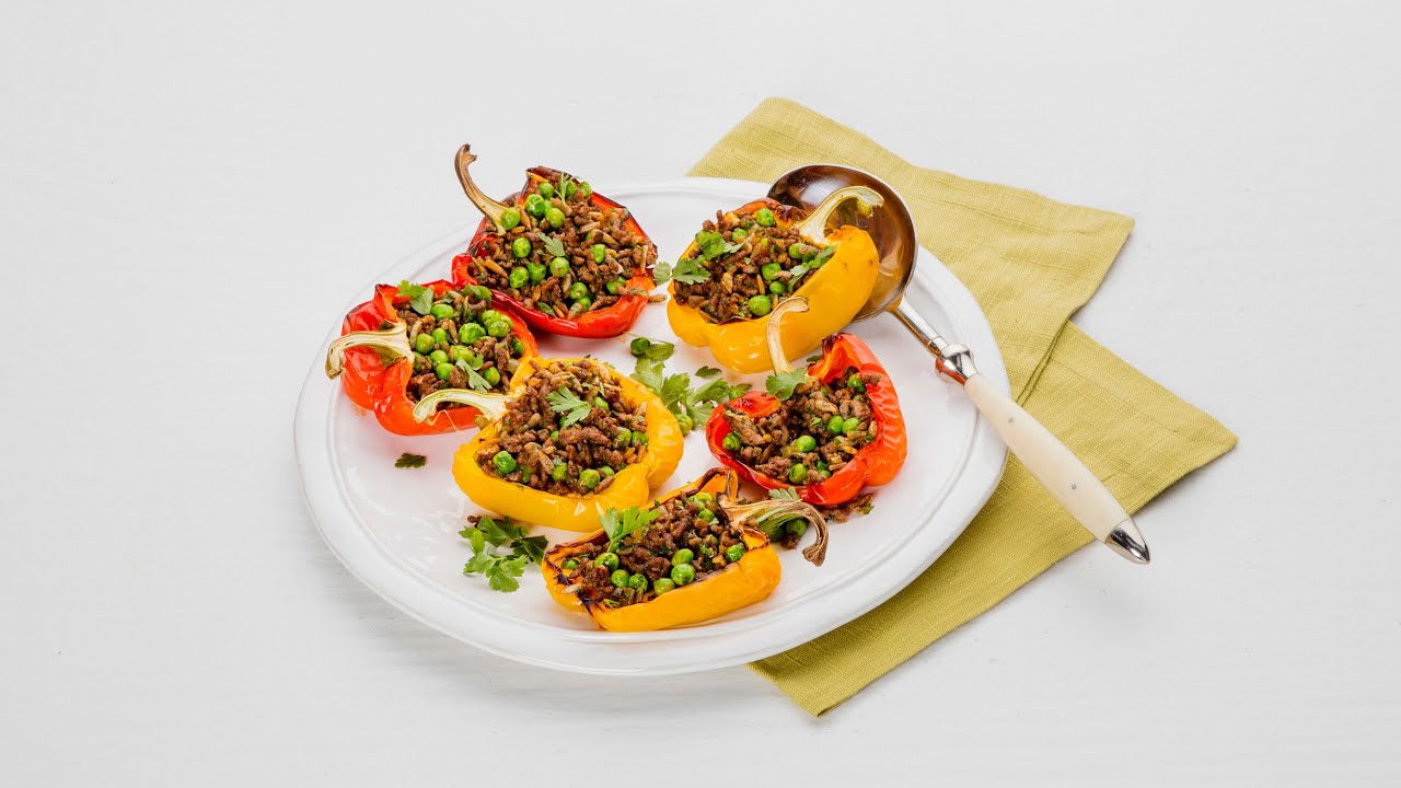 Paprika&rsquo;s gevuld met tuinerwten en gehakt - Allerhande