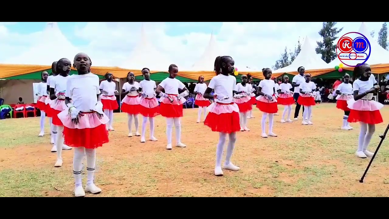 Green View school Entertaining guest and  parents during PP2 Graduation Ceremony,kabimoi,E/Ravine.