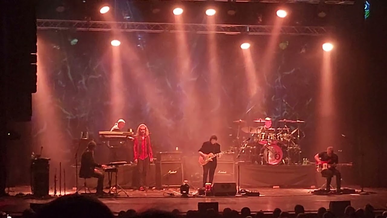 Steve Hackett   time table   19/11/2022  live in Legnano