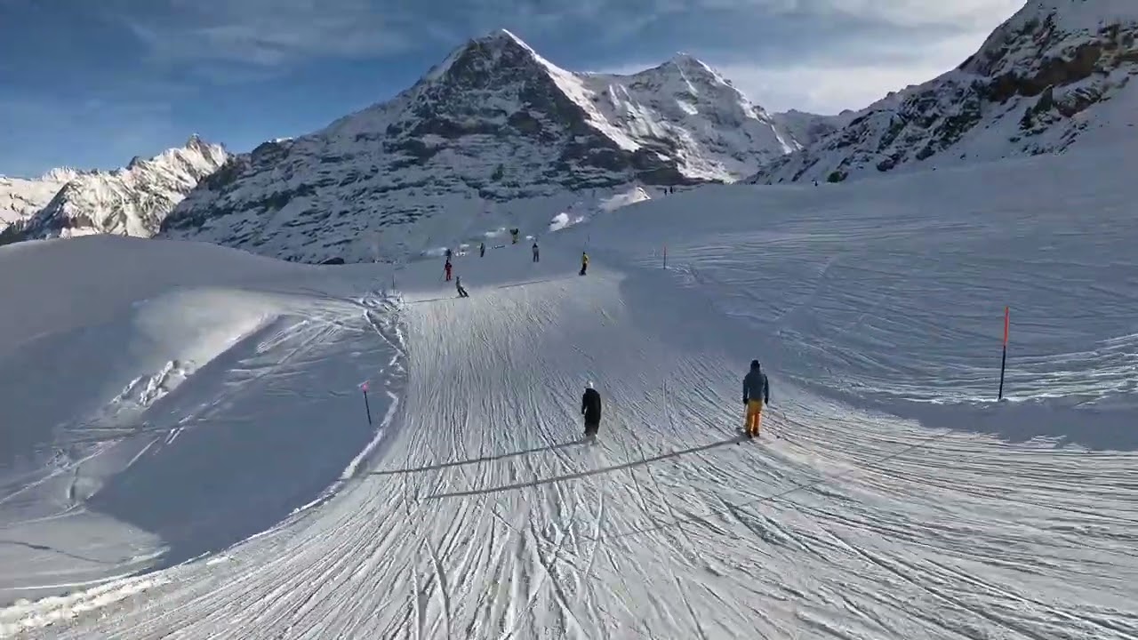 [4k] Skiing on a sunny day in Grindelwald-Wengen