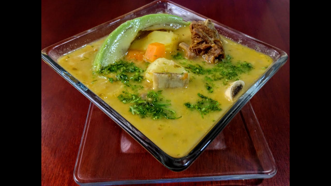 Sopa de avena con carne de res