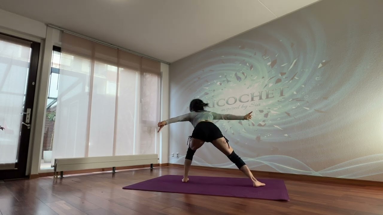 Ricochet insprired by Sia - bđ không biết tên 😃 - #flowyogaeu