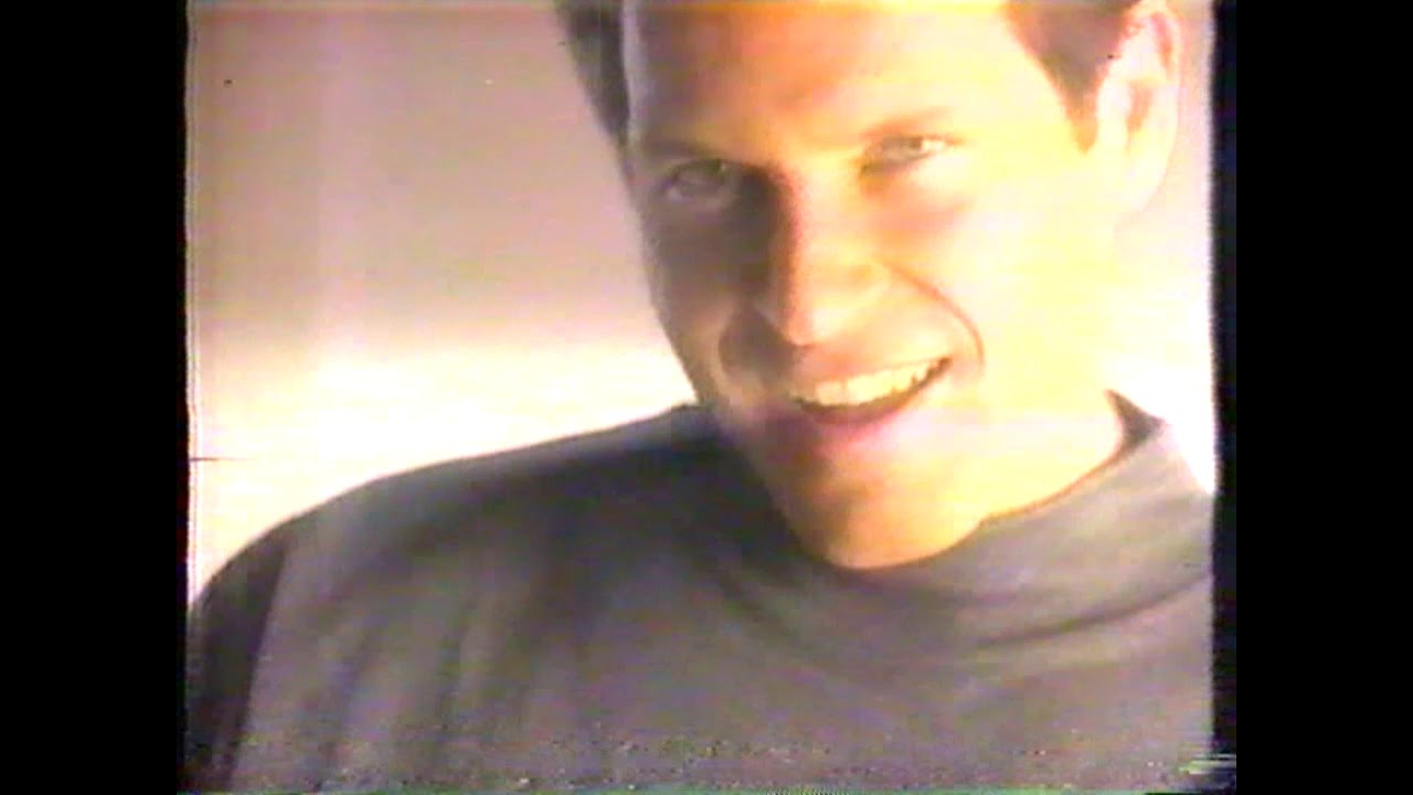 Glamour Shots commercial