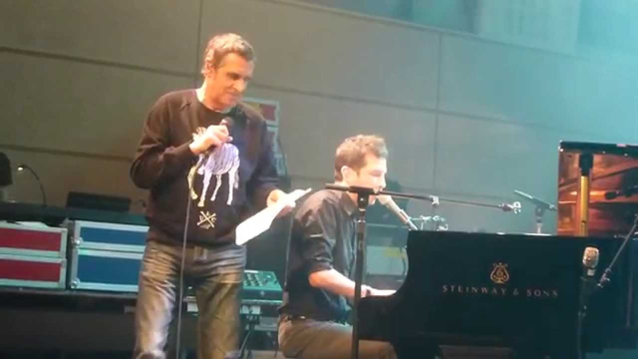 Alex Beaupain et Julien Clerc - Coule - 10 décembre 2014