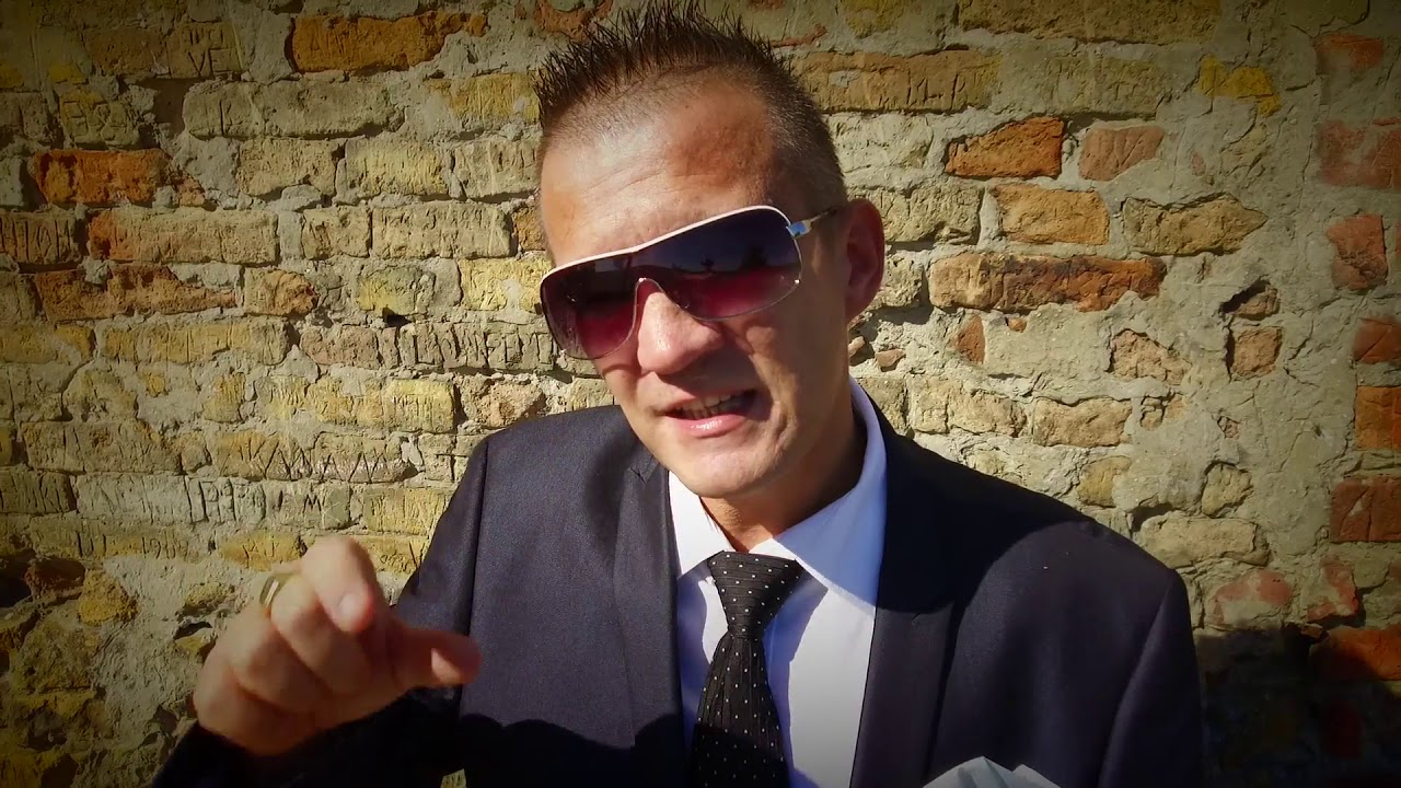 Roberto - Bár azt mondják... (Official Music Video)