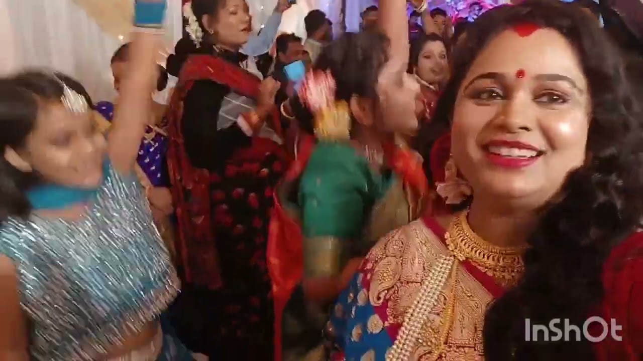 যত দিন যাচ্ছে ভাইয়ের বিয়ের কথা মনে পড়ছে, ভিডিওগুলো নতুন বন্ধুদের জন্য শেয়ার করছি #bangali vlog.
