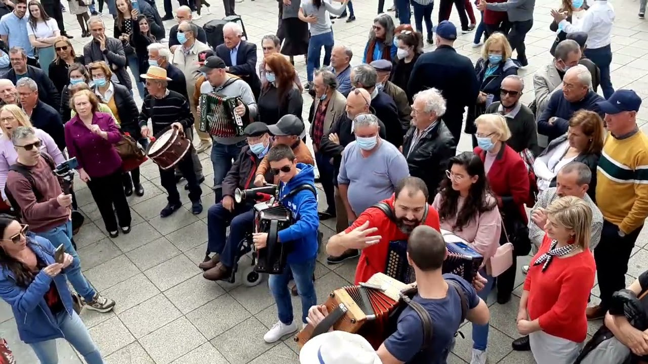 Concertinas em Braga- Rebola a bola