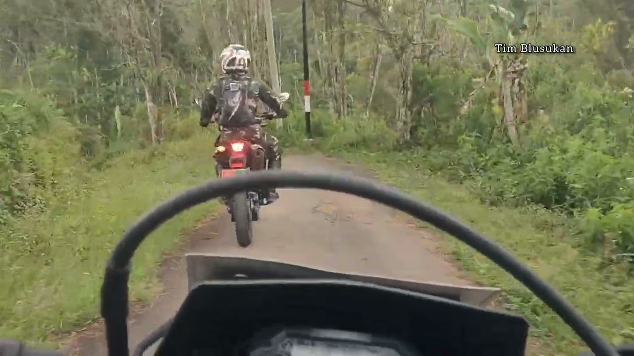 Suasana jalan di desa | Wonokarto - Wonoasri - Wonosobo 