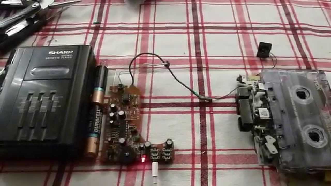 Hacking a Walkman & Dictaphone into a Tape Echo
