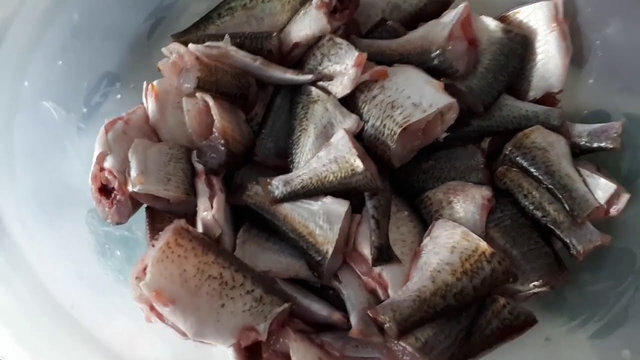 КОНСЕРВА ИЗ МЕЛОЧИ В МАСЛЕ....
