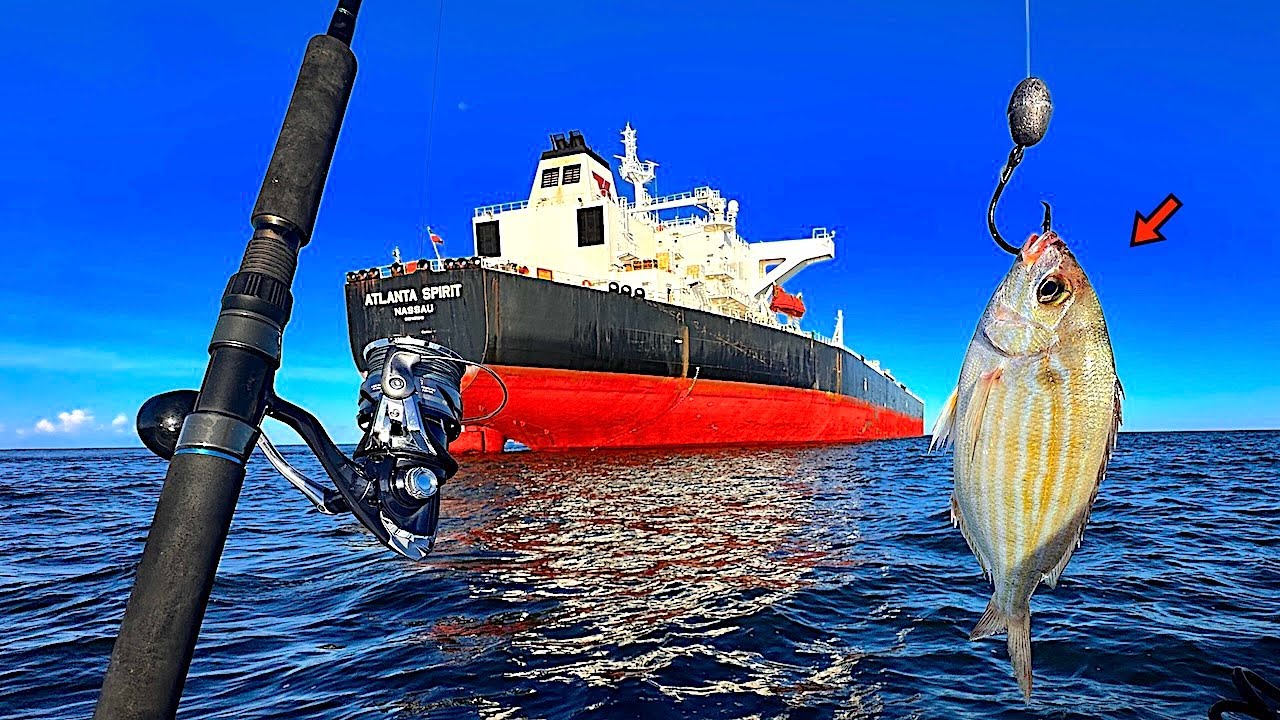 Fishing a LIVE! PINFISH under this FREIGHTER Ship in the GULF for my DINNER! [Catch, Clean, Cook]