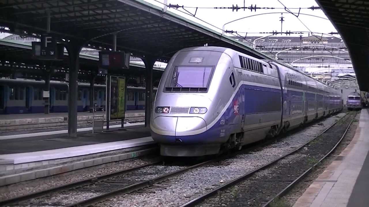 LE TGV EURODUPLEX (4705) EN MARCHE D'ESSAI  A LA GARE DE L'EST