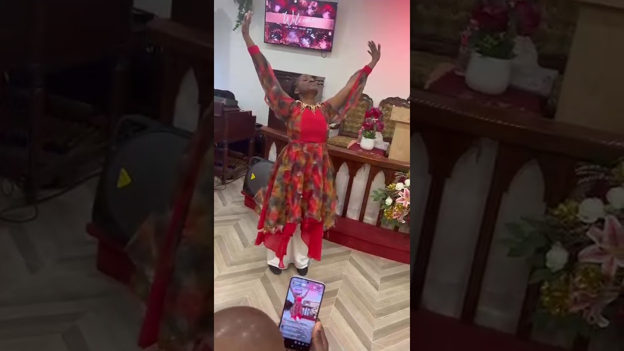 La Talentueuse Sr. Brunna Dance pour Glorifier Dieu 