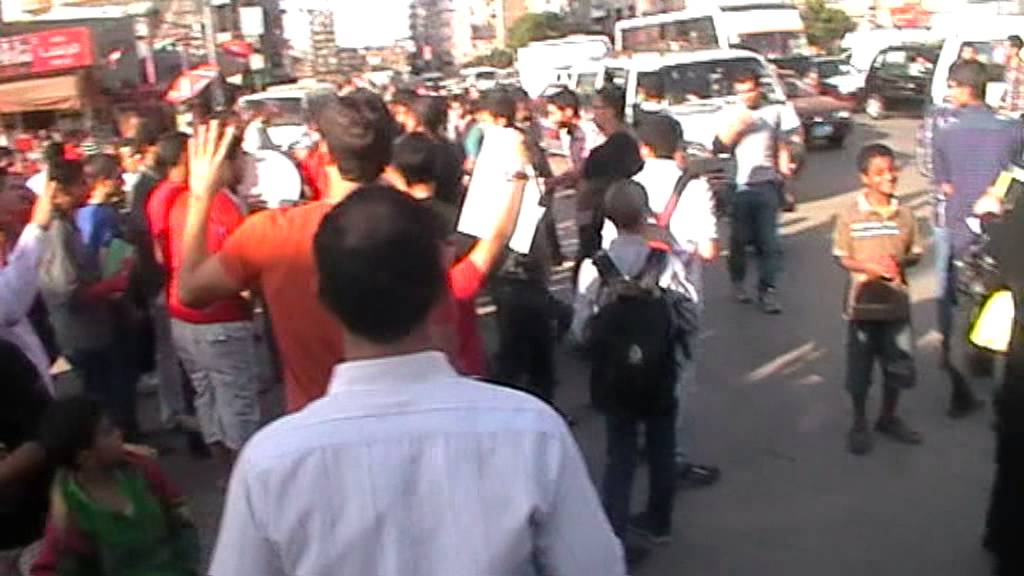 وقفة شباب ضد الانقلاب بالدقهلية امام مسجد غنام بطلخا الاثنين 21 10 2013 1)