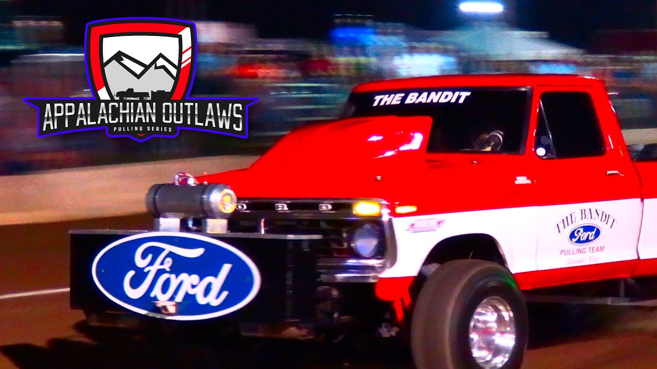 Big Block High Output trucks at the 2021 Somerset County Fair | Appalachian Outlaws Pulling Series