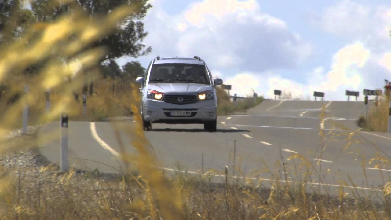 Ssangyong Rodius 2014