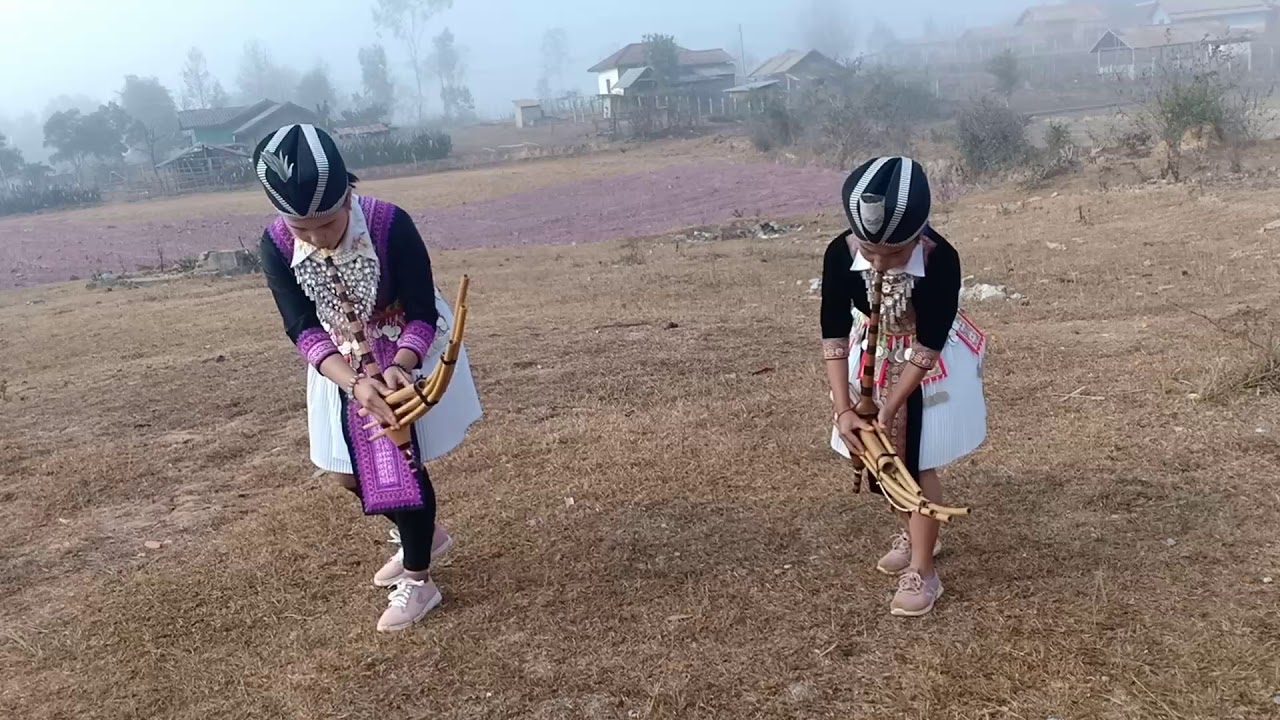 Nkauj hmoob tawg qeej nyob xeev khuam