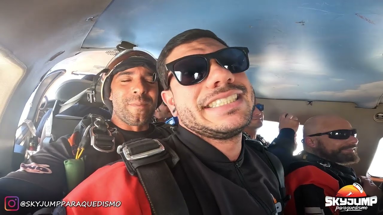 Sky Jump Paraquedismo Salto Duplo do Wagner