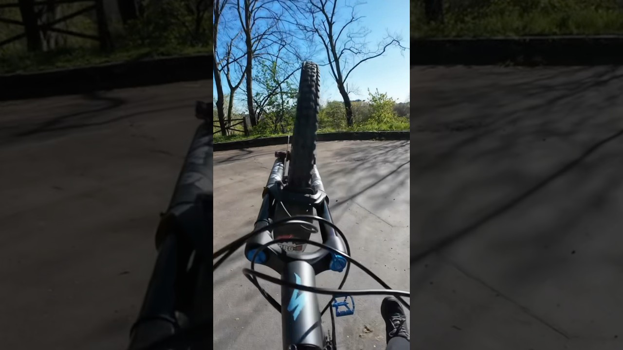 Rischi della settimana😰 #mtb #bike #fail #mountains