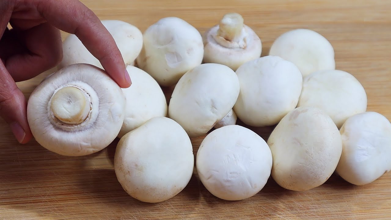 【馮小廚】蘑菇怎麼做更香？馮小廚的拿手菜，鮮香美味，學會做給家人吃